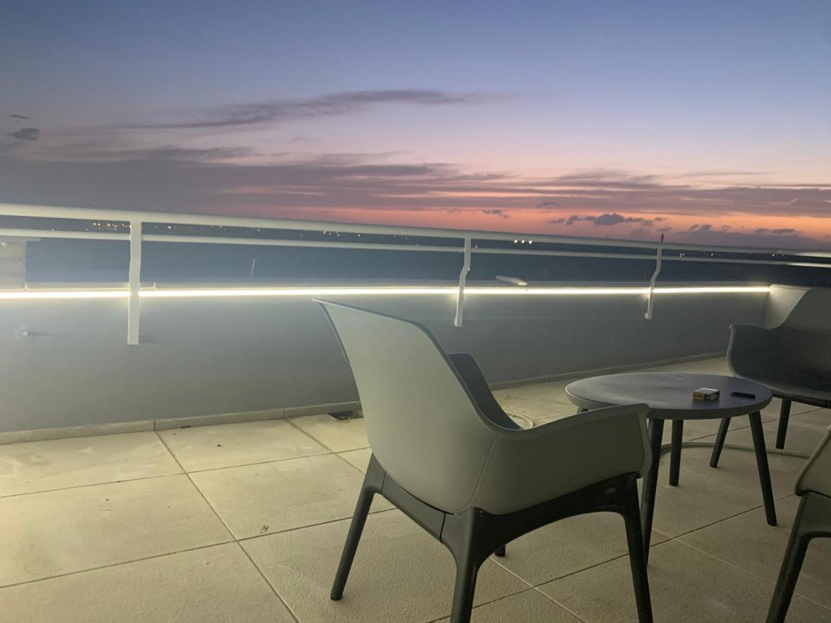 Penthouse Aureliana Attico Con Piscina A Roma Leilighet Eksteriør bilde