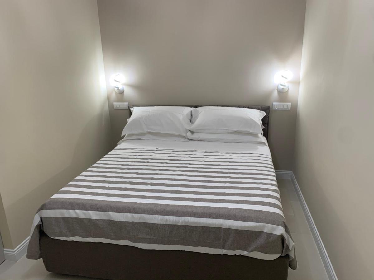 Penthouse Aureliana Attico Con Piscina A Roma Leilighet Eksteriør bilde
