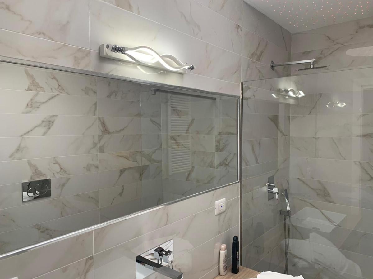 Penthouse Aureliana Attico Con Piscina A Roma Leilighet Eksteriør bilde